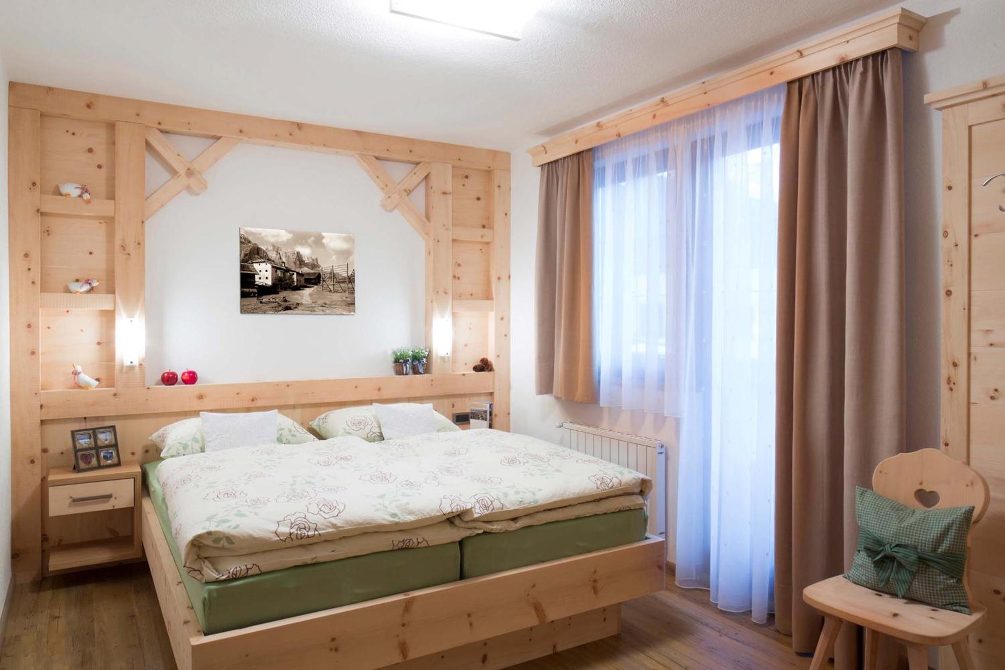 Alpin Apartments Colfosco Rum bild