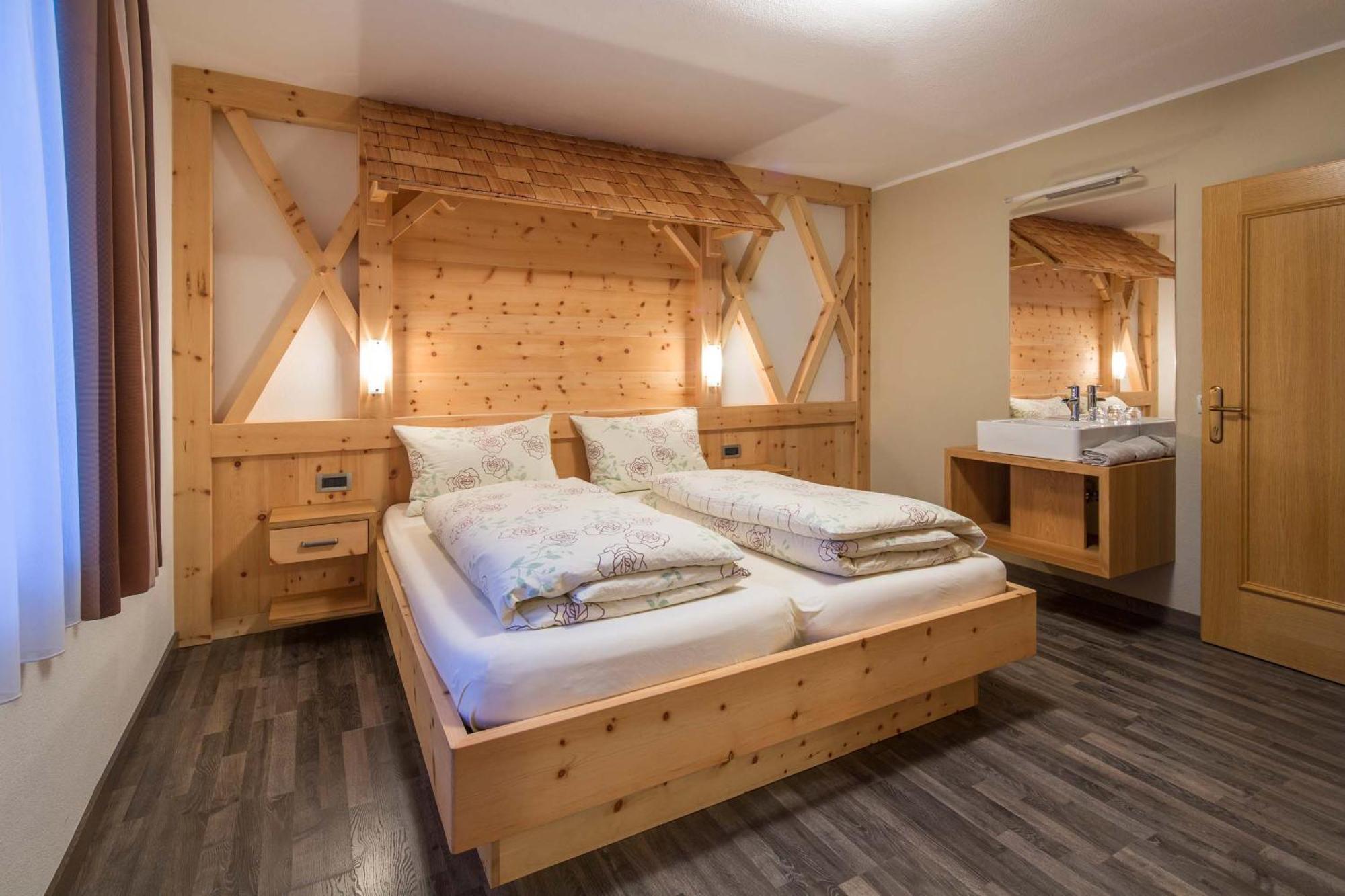 Alpin Apartments Colfosco Rum bild
