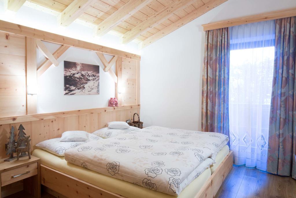 Alpin Apartments Colfosco Rum bild